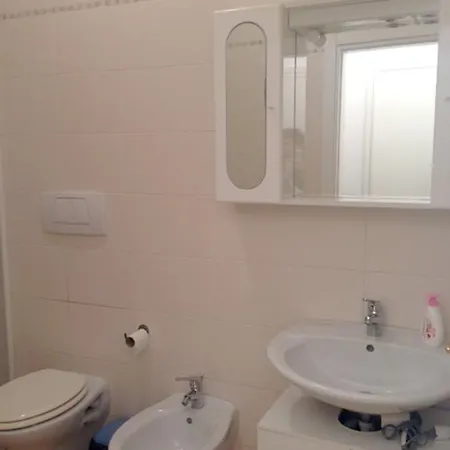 Elle 2 * טרנטו