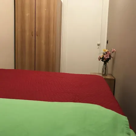Elle 2 Apartment
